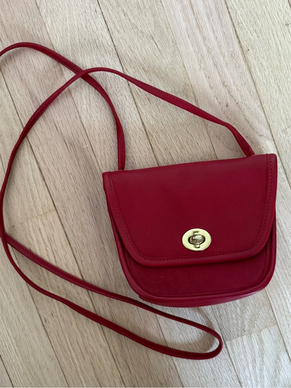 Vintage Rare Coach Everett Red Leather mini Crossbody Bag with Gold Turn-Lock